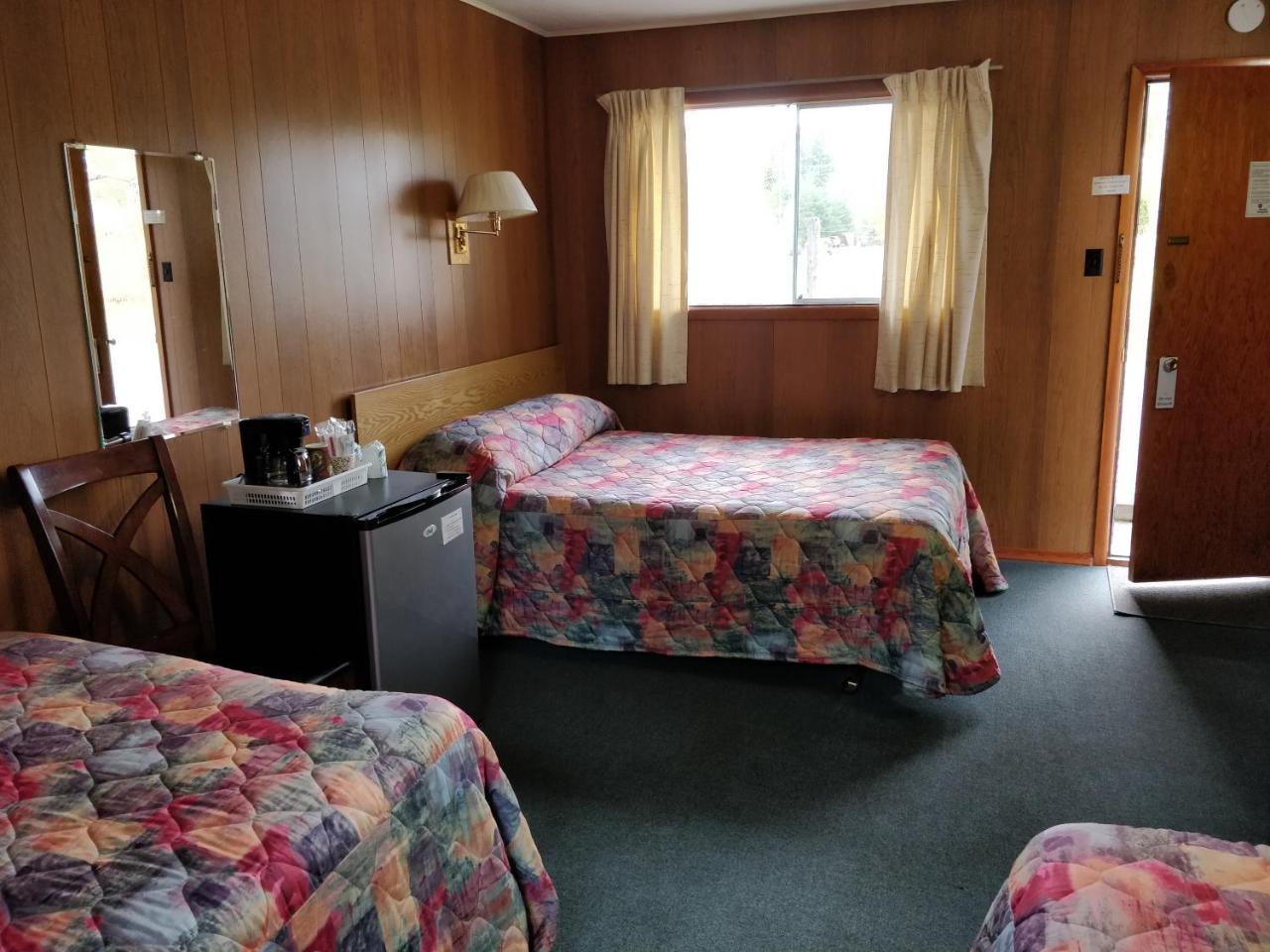 Telstar Motel Kakabeka Falls ภายนอก รูปภาพ