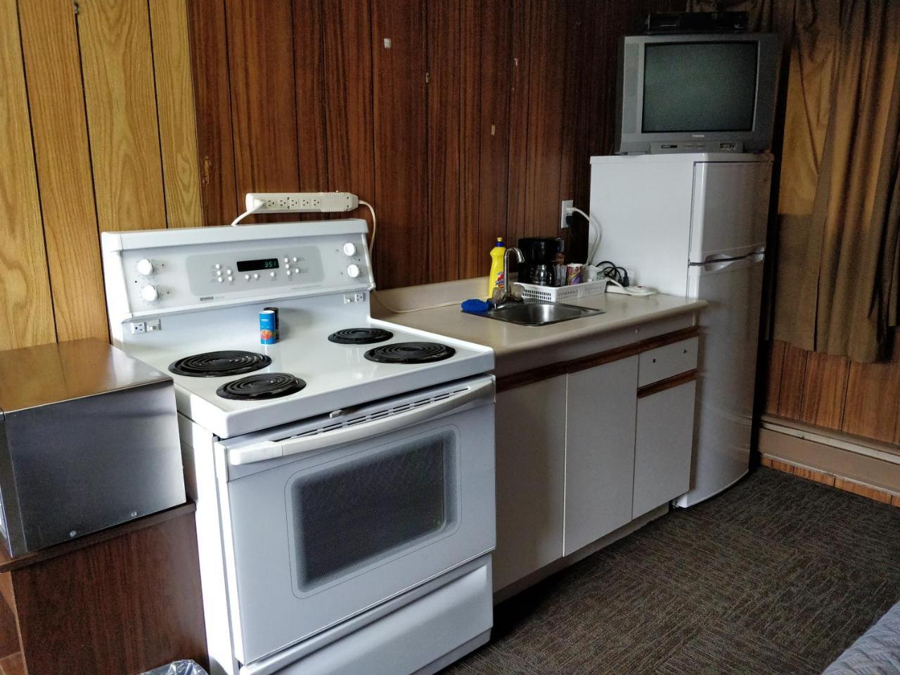 Telstar Motel Kakabeka Falls ภายนอก รูปภาพ